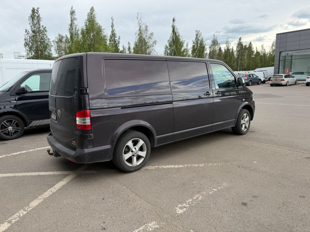Volkswagen Transporter 2015 Violetti
