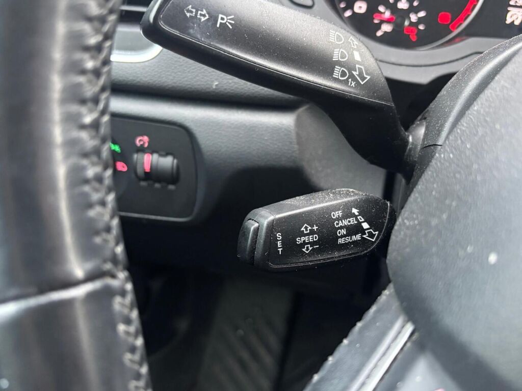 Audi Q3 2014 Valkoinen