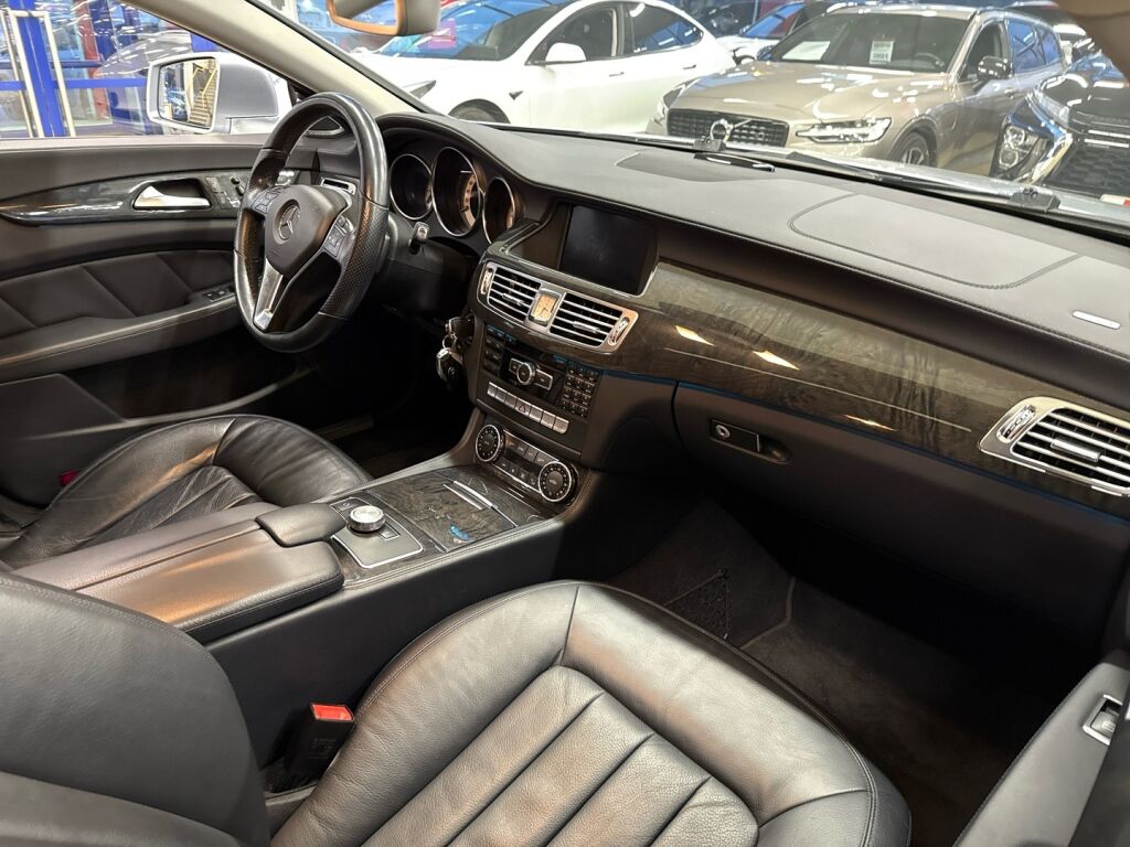 Mercedes-Benz CLS 2013 Harmaa