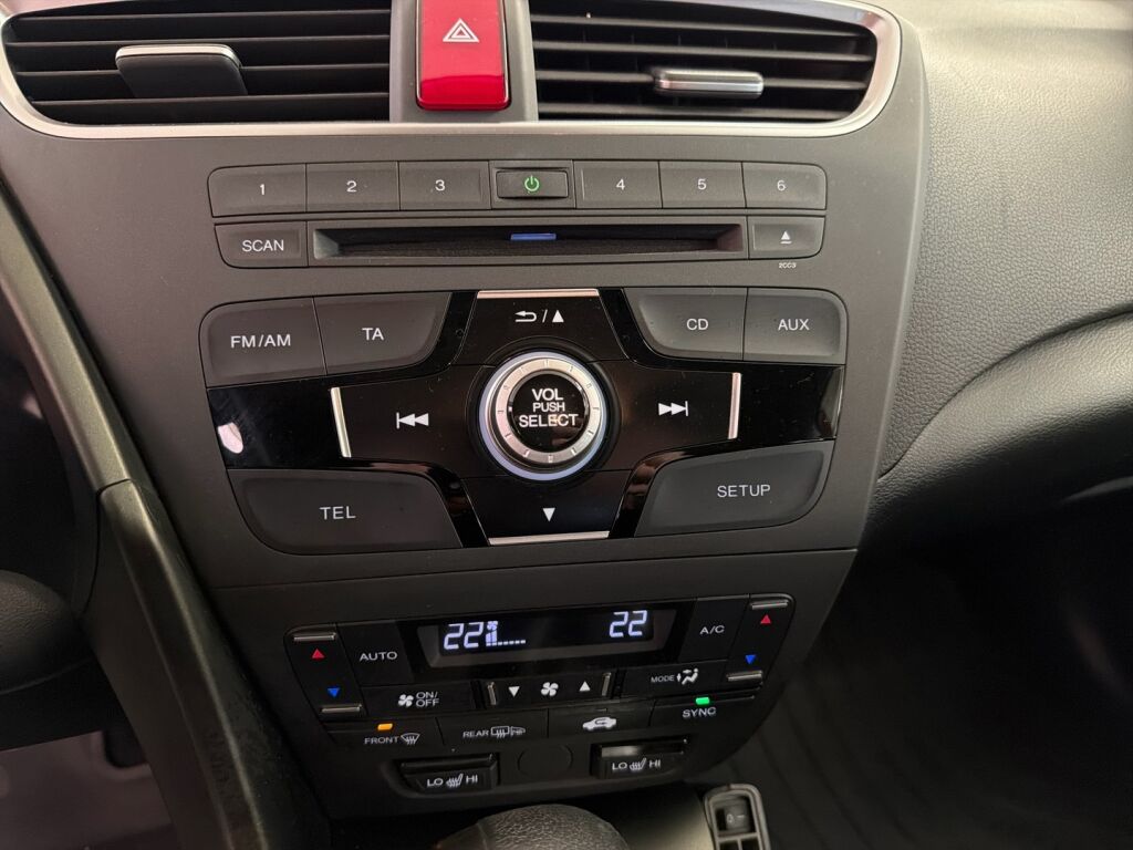 Honda Civic 2014 Punainen