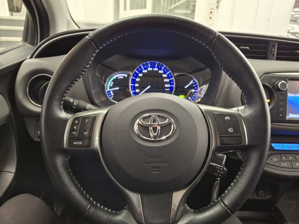 Toyota Yaris 2015 Valkoinen