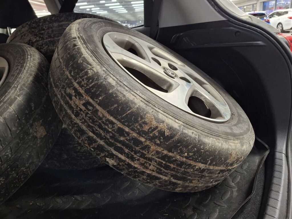 Toyota Yaris 2015 Valkoinen