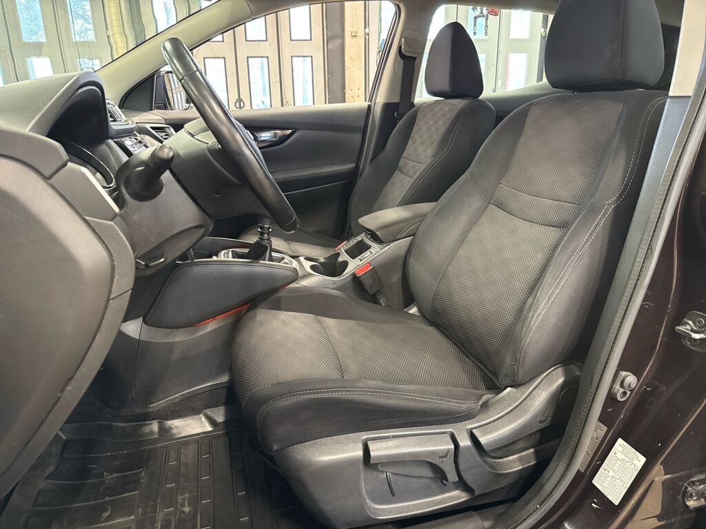 Nissan Qashqai 2015 Violetti