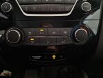 Nissan Qashqai 2015 Punainen
