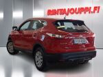 Nissan Qashqai 2015 Punainen