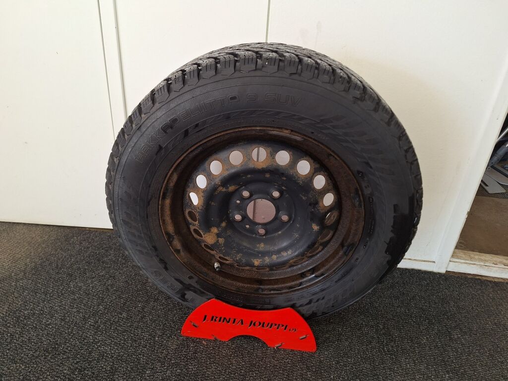 Nissan Qashqai 2015 Punainen