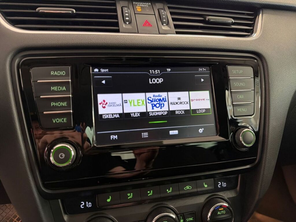 Skoda Octavia 2016 Musta