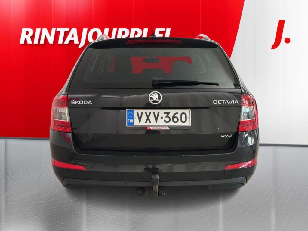 Skoda Octavia 2016 Musta