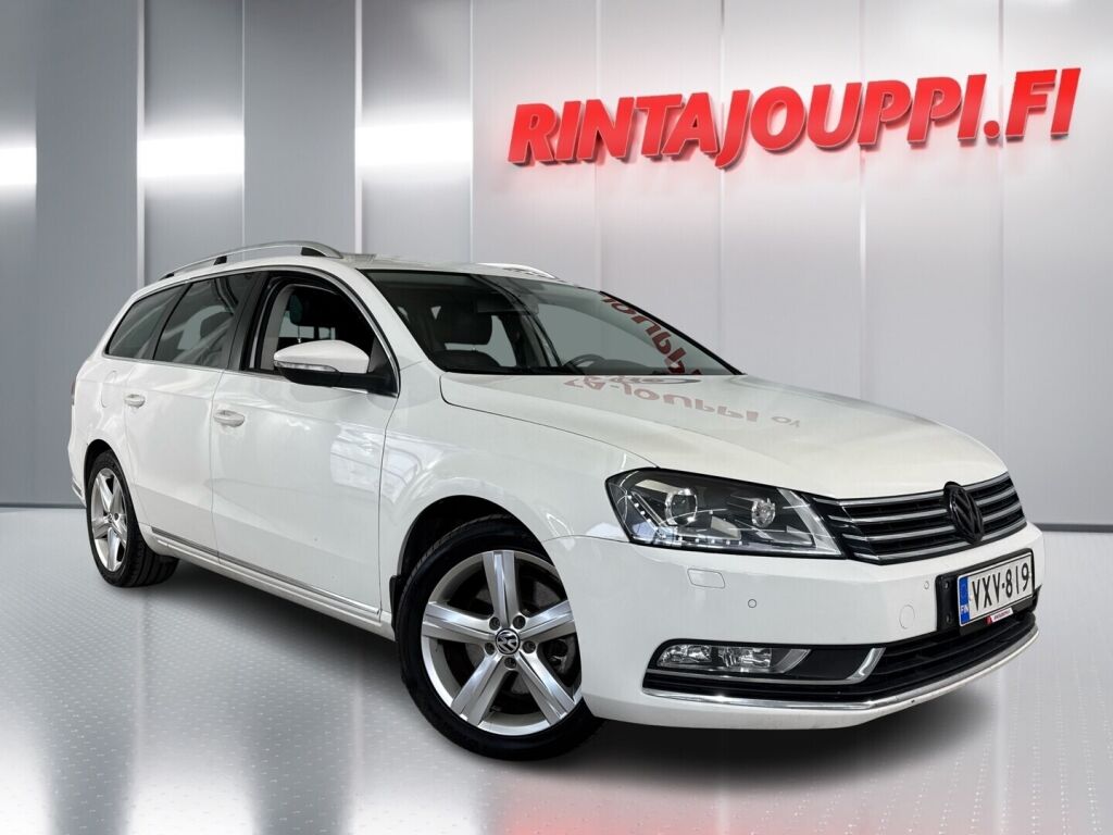 Volkswagen Passat 2012 Valkoinen