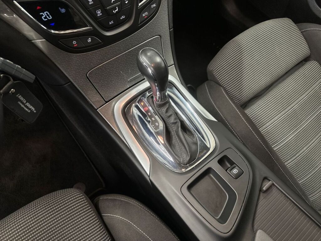 Opel Insignia 2016 Valkoinen