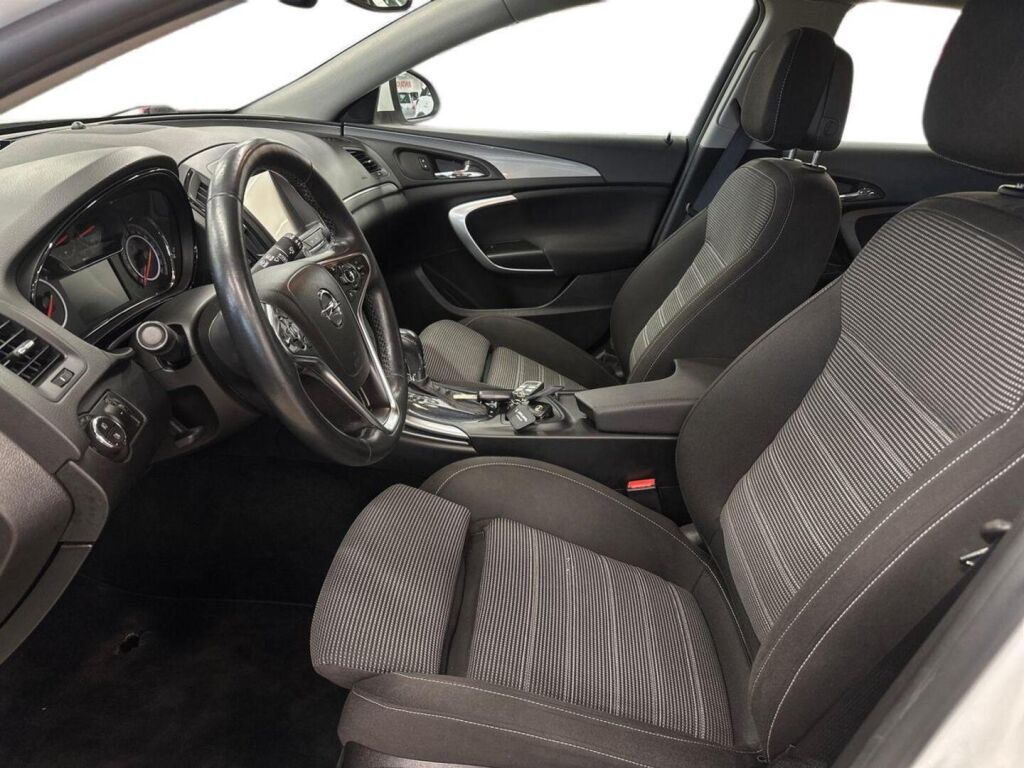 Opel Insignia 2016 Valkoinen
