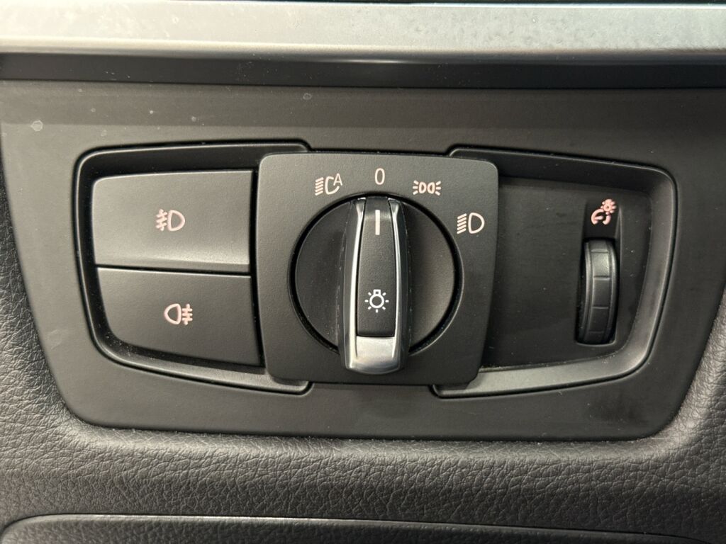 BMW 320 Gran Turismo 2017 Hopea