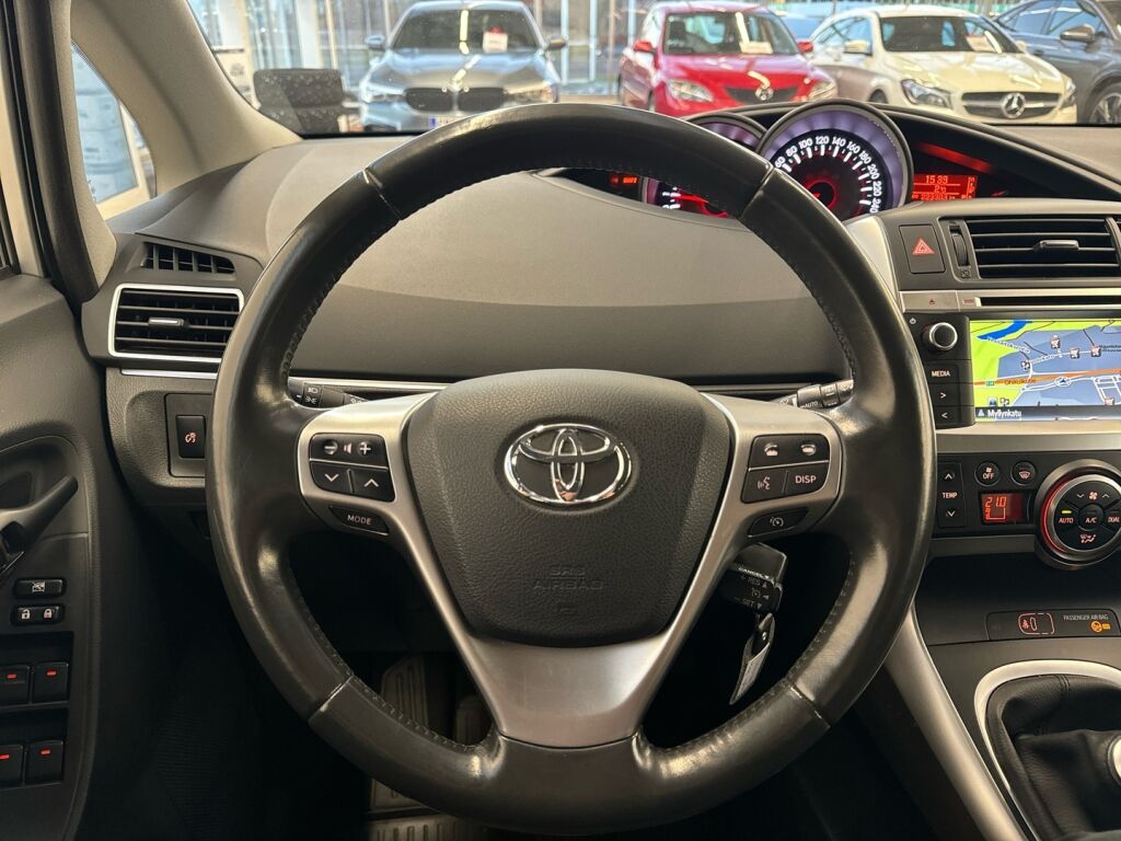 Toyota Verso 2015 Hopea
