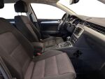 Volkswagen Passat 2016 Musta