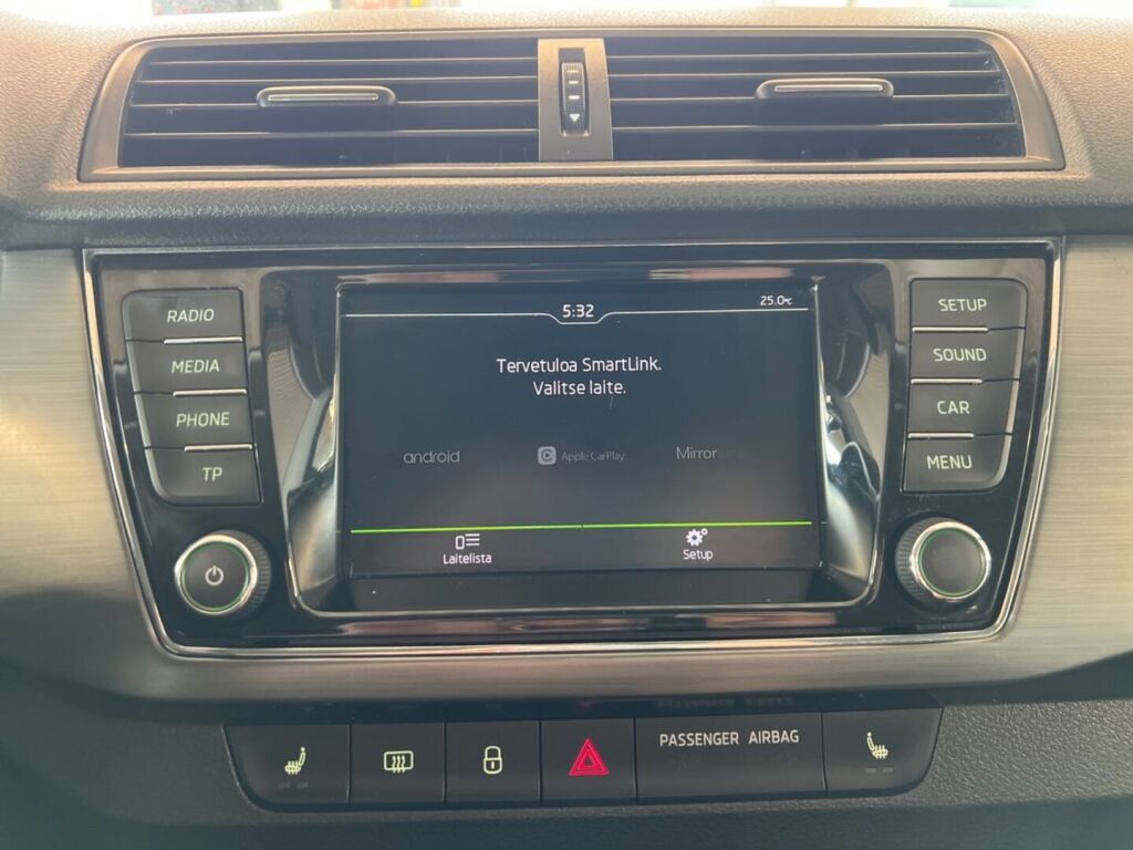 Skoda Fabia 2015 Valkoinen