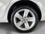 Skoda Fabia 2015 Valkoinen
