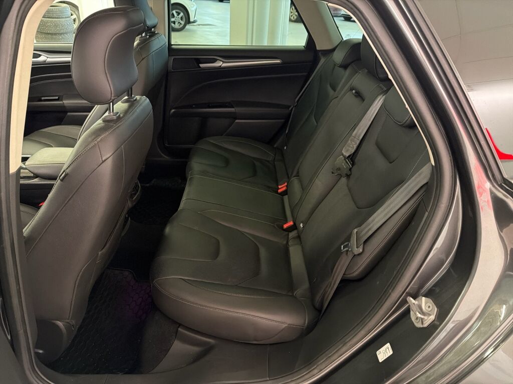 Ford Mondeo 2015 Harmaa