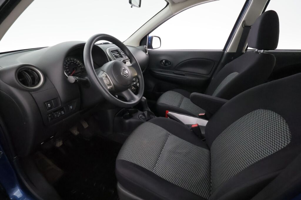 Nissan Micra 2015 Sininen