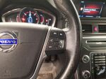 Volvo V70 2016 Punainen
