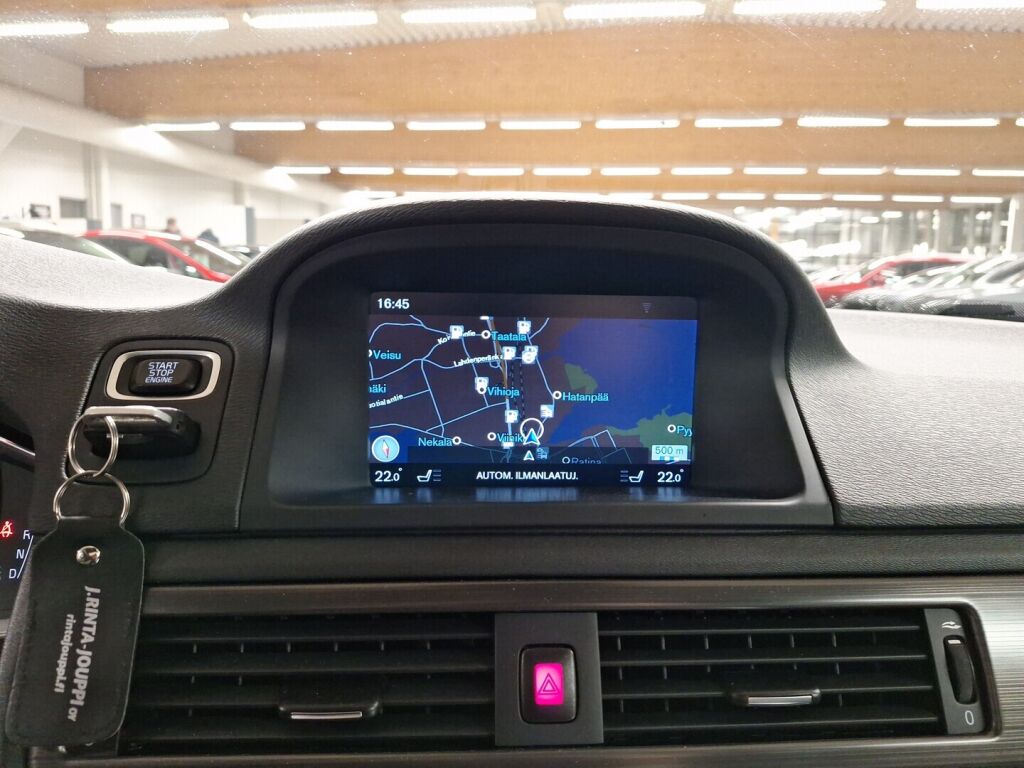 Volvo V70 2016 Punainen