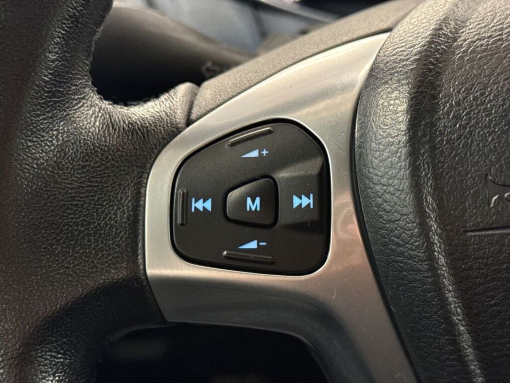 Ford B-Max 2017 Harmaa