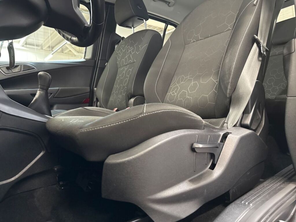 Ford B-Max 2017 Harmaa