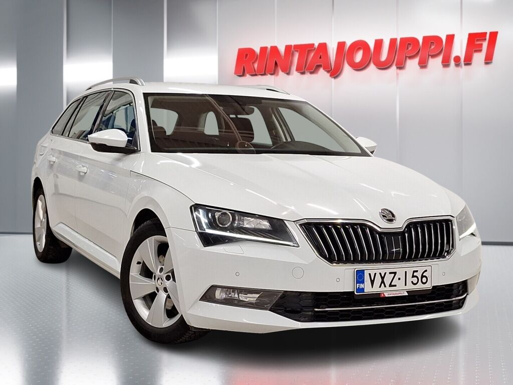 Skoda Superb 2015 Valkoinen