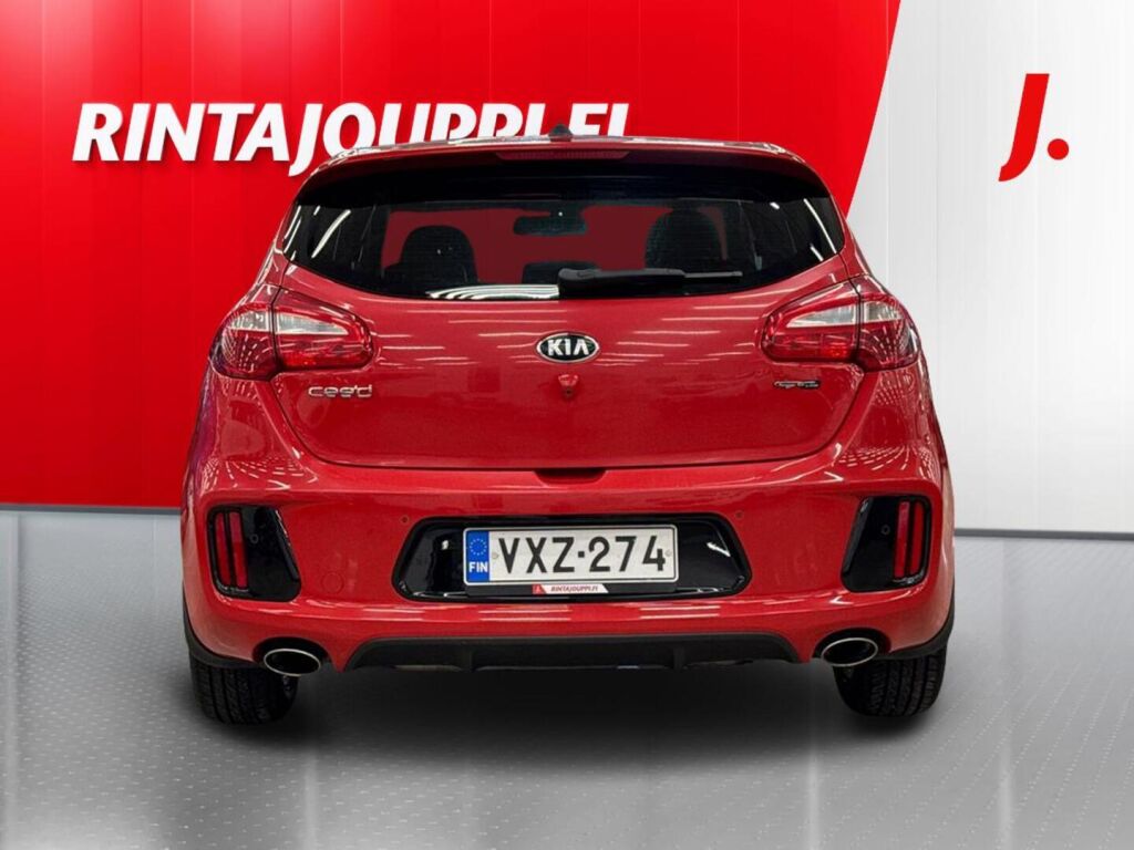 Kia Ceed 2015 Punainen