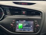 Kia Ceed 2015 Punainen
