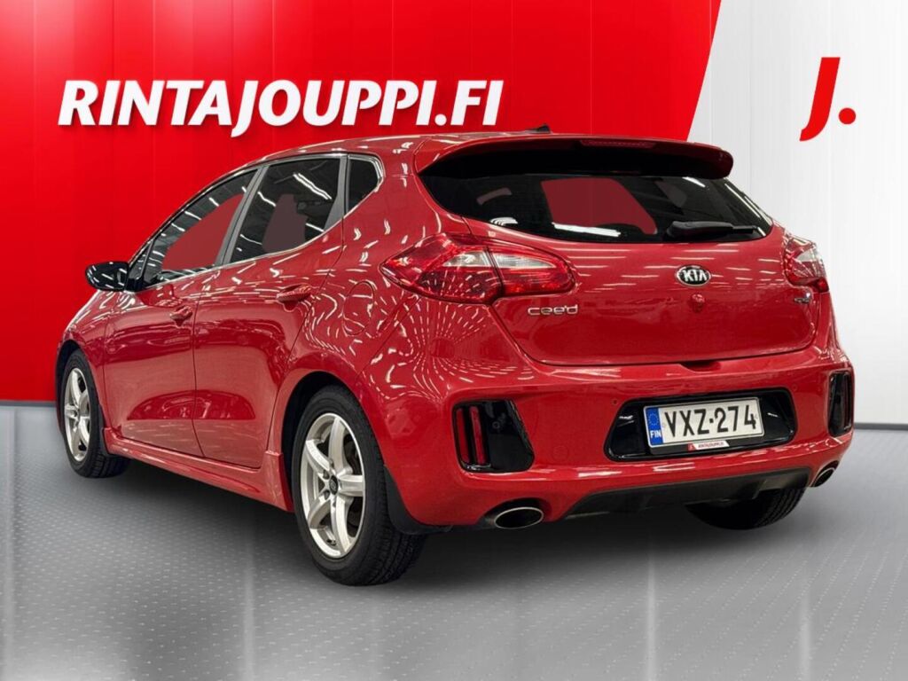 Kia Ceed 2015 Punainen