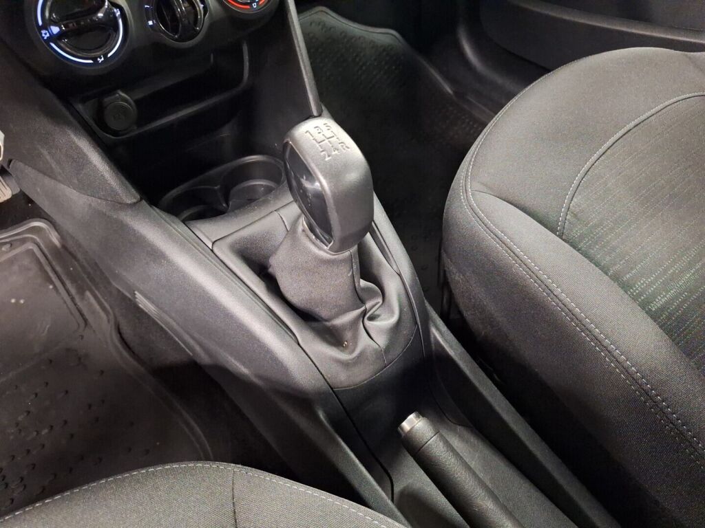 Peugeot 208 2015 Sininen