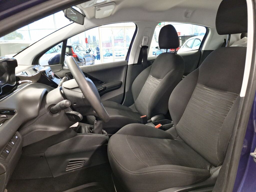 Peugeot 208 2015 Sininen