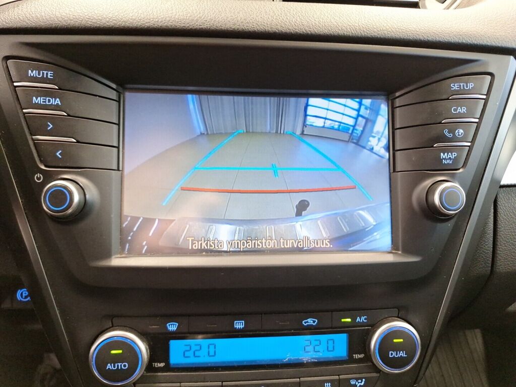 Toyota Avensis 2015 Sininen