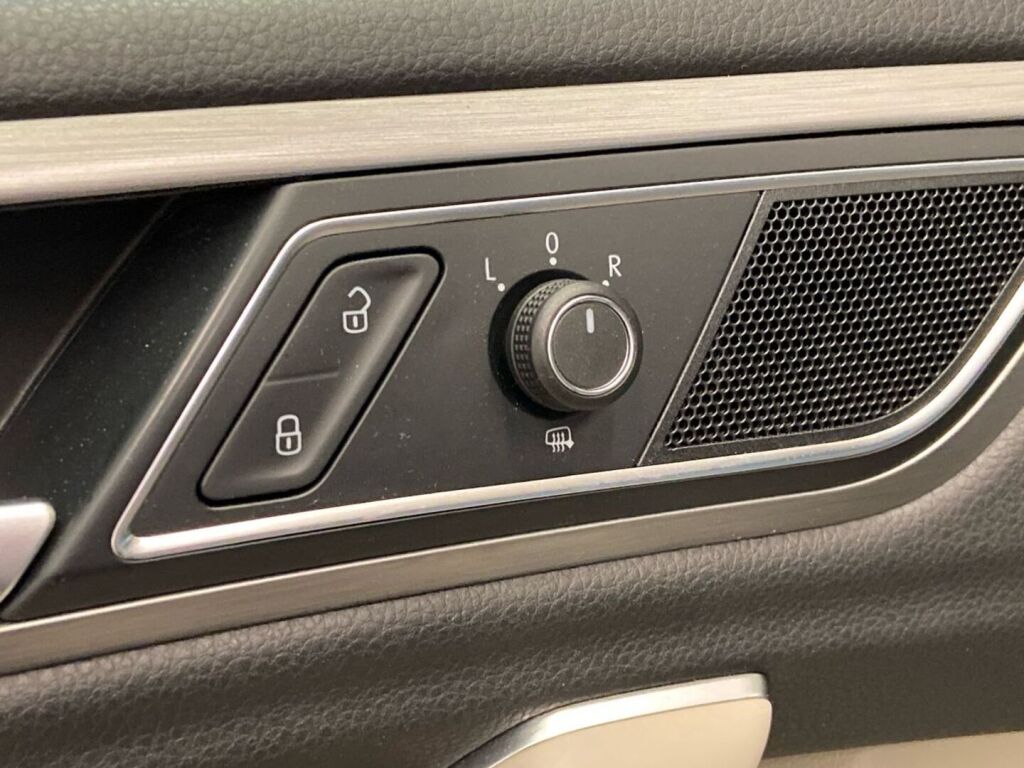 Volkswagen Golf Sportsvan 2015 Harmaa
