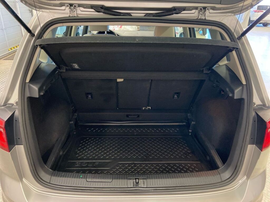 Volkswagen Golf Sportsvan 2015 Harmaa