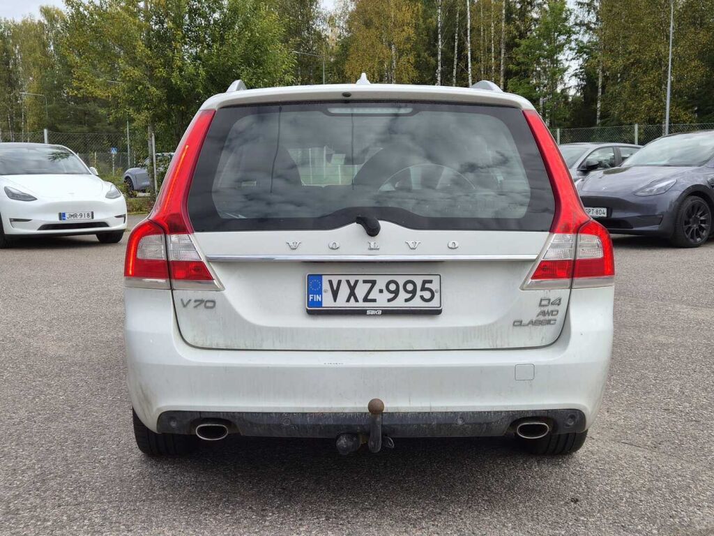 Volvo V70 2015 Valkoinen