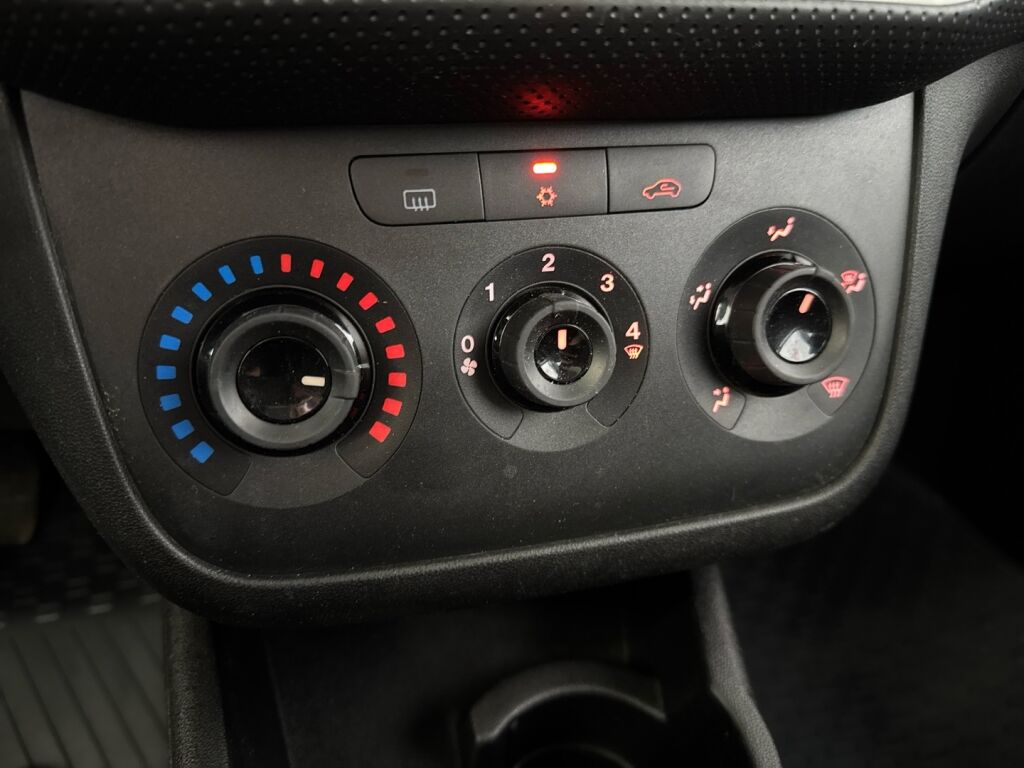 Fiat Punto Evo 2012 Hopea