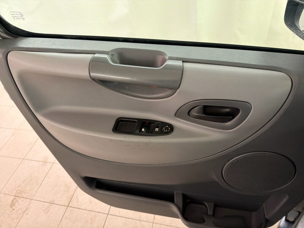 Citroen Jumpy 2010 Harmaa