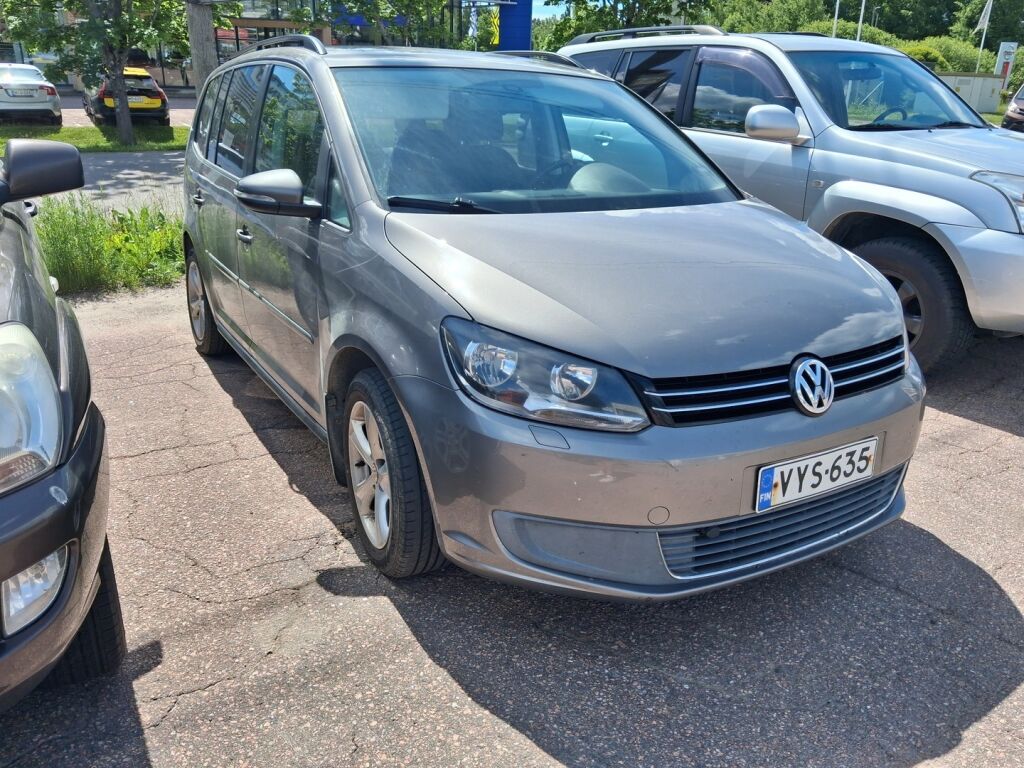 Volkswagen Touran 2011 Harmaa