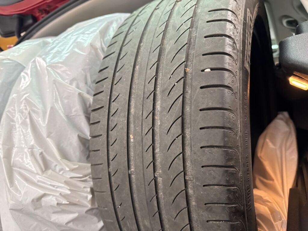 Peugeot 3008 2010 Punainen