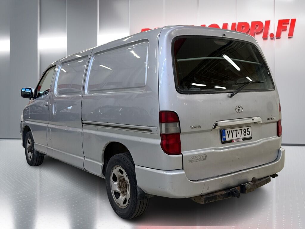 Toyota Hiace 2010 Hopea