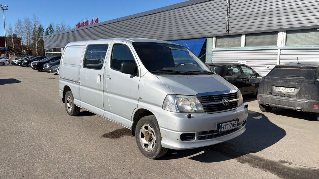 Toyota Hiace 2010 Hopea