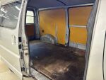 Toyota Hiace 2010 Hopea