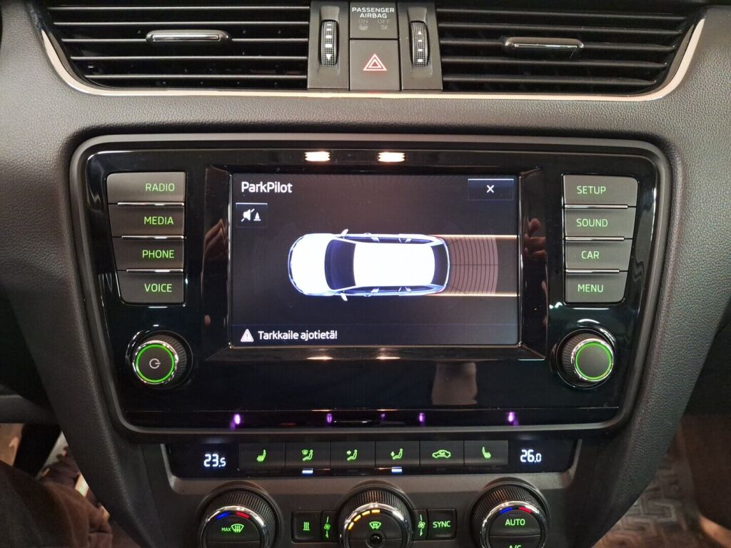 Skoda Octavia 2016 Valkoinen