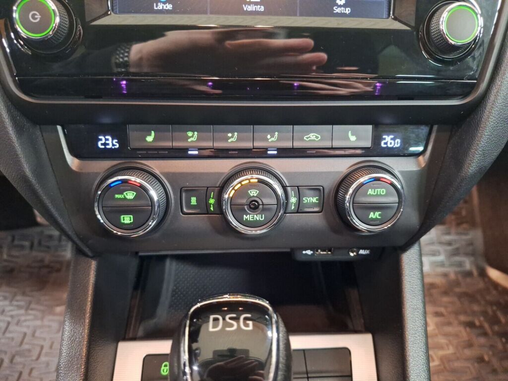 Skoda Octavia 2016 Valkoinen