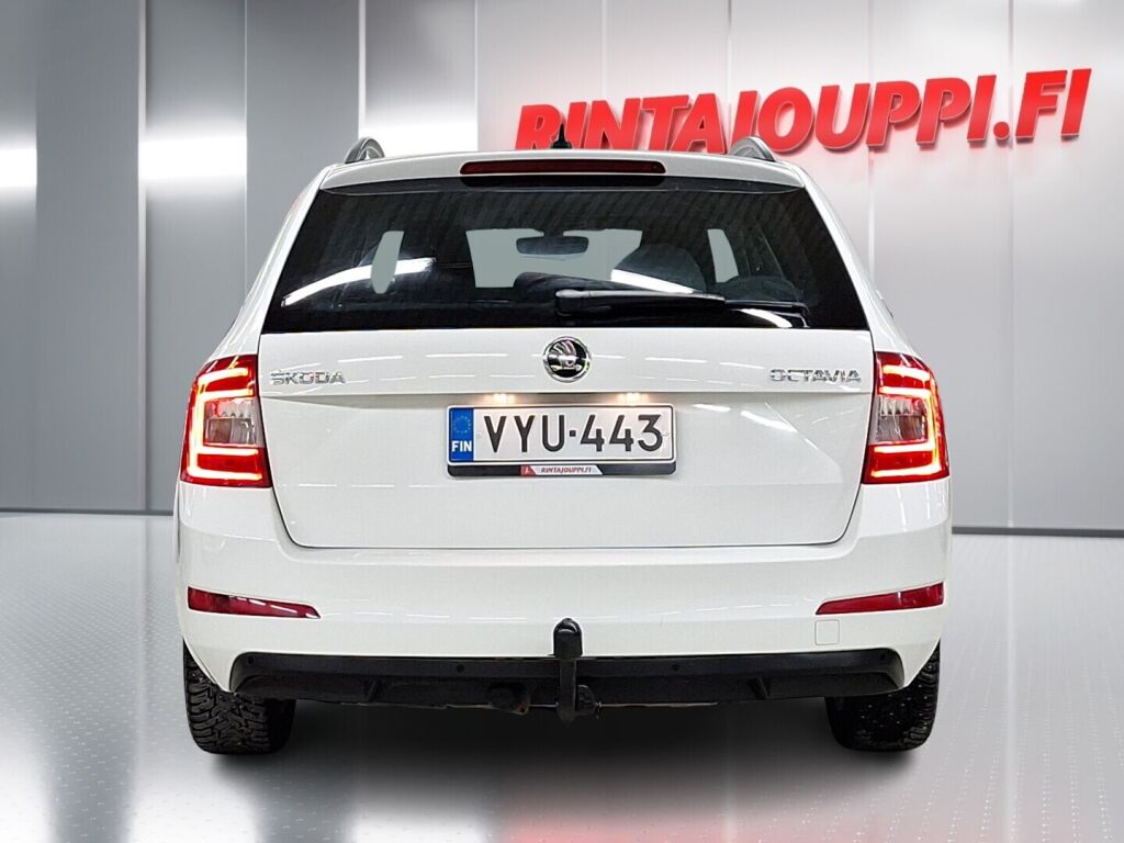 Skoda Octavia 2016 Valkoinen
