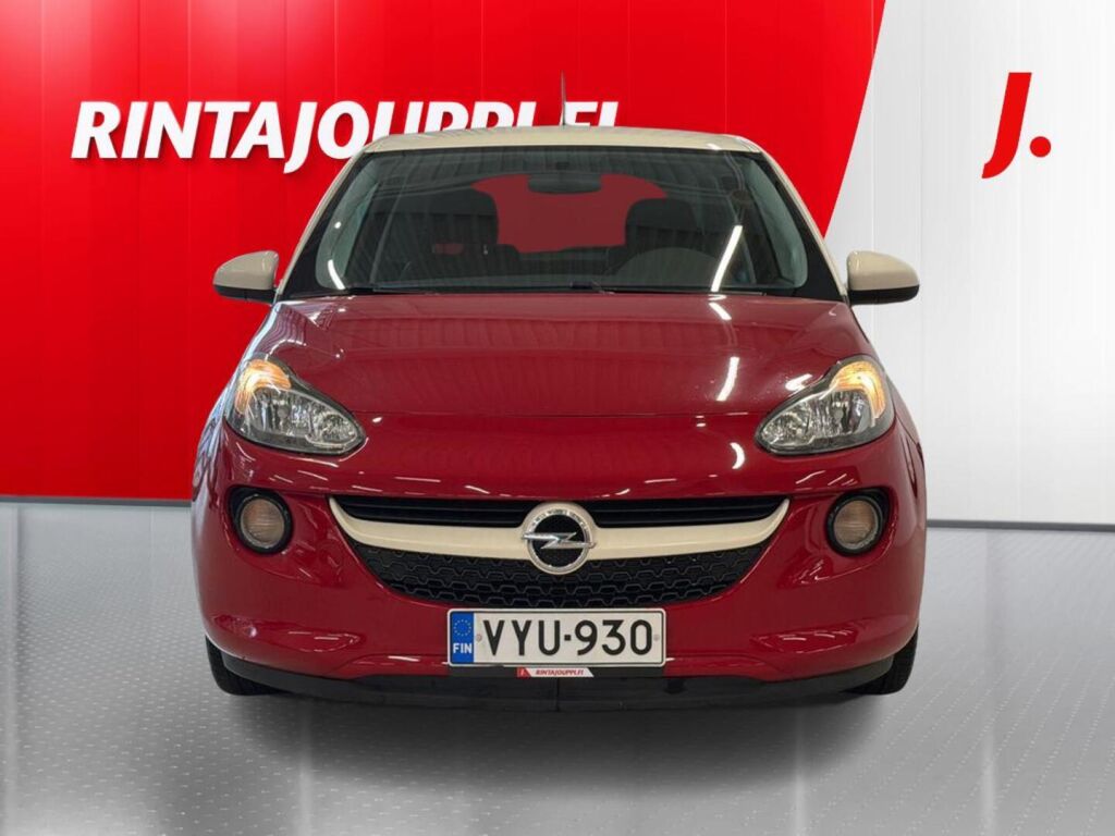 Opel Adam 2016 Punainen