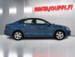 Volkswagen Jetta 2017 Sininen