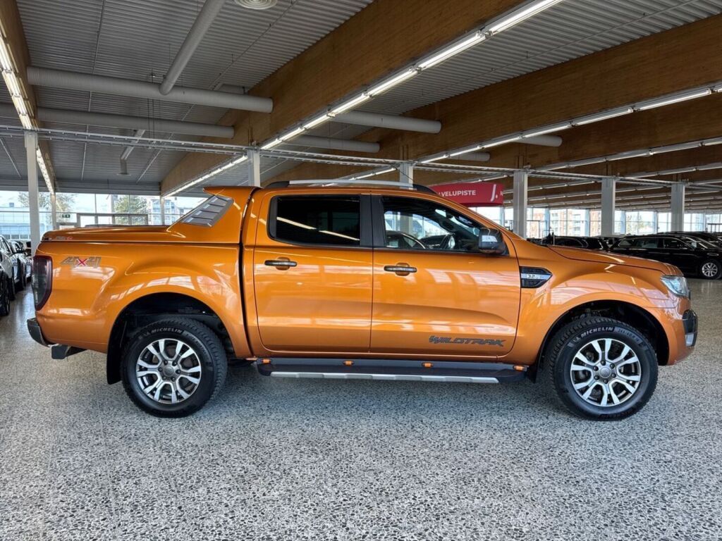 Ford Ranger 2016 Punainen