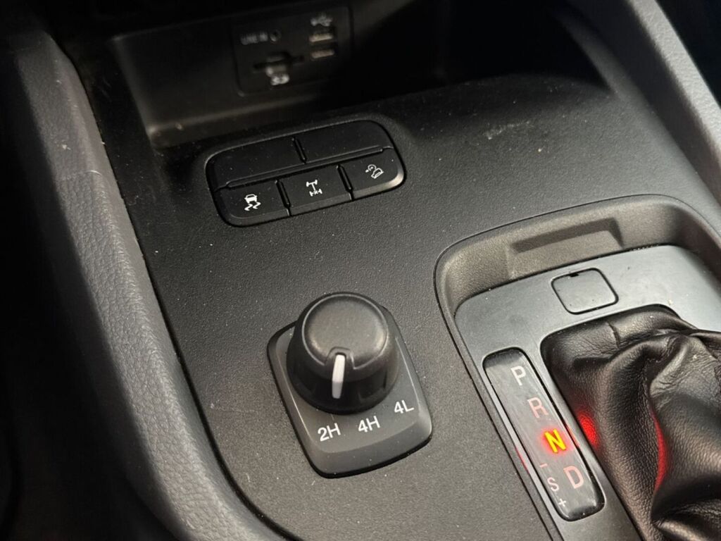 Ford Ranger 2016 Punainen